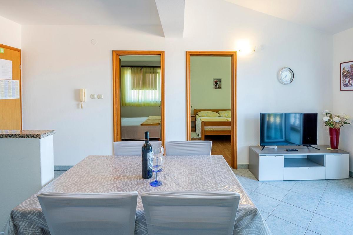 Apartman, Studio And Room Kata Pula Zewnętrze zdjęcie