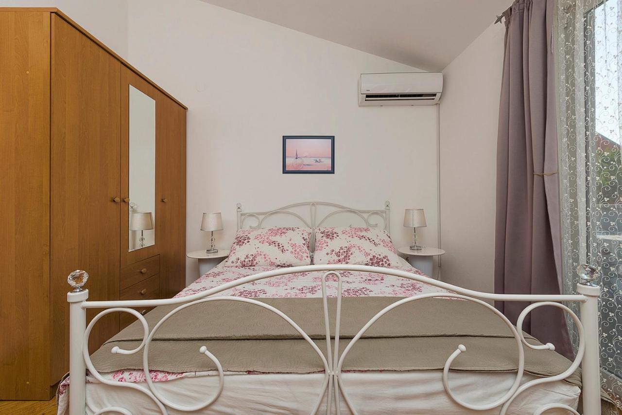 Apartman, Studio And Room Kata Pula Zewnętrze zdjęcie