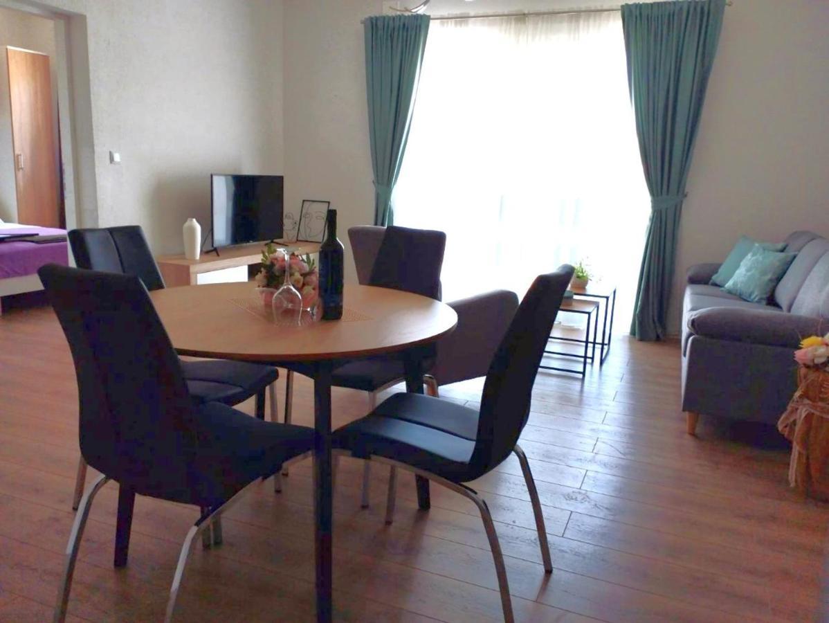 Apartman, Studio And Room Kata Pula Zewnętrze zdjęcie